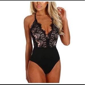 BLACK LACE BODYSUIT SMALL